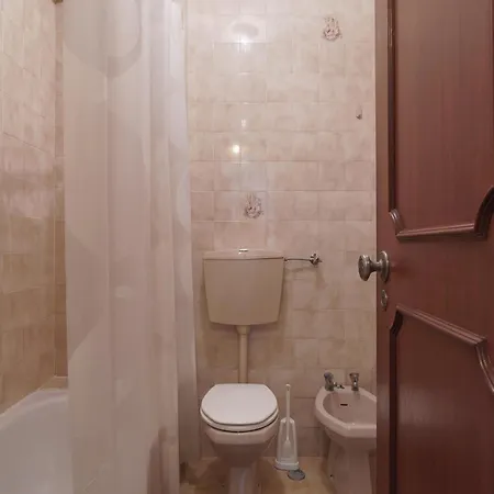 Akisol Armacao Pera In Apartamento